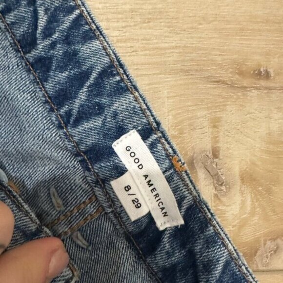 GOOD AMERICAN DISTRESSES STRAIGHT LEG JEAN - Picture 5 of 13